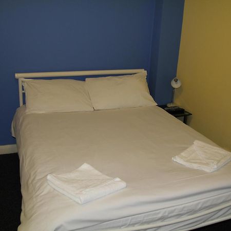 London Olympus Hotel Bagian luar foto